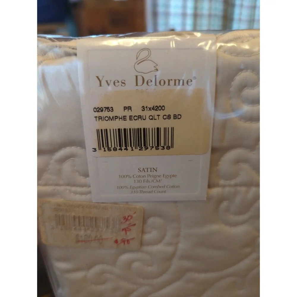 Pair New Vintage Yves Delorme Quilted Sham ECRU Satin Cover Pillow 12‎ X 16